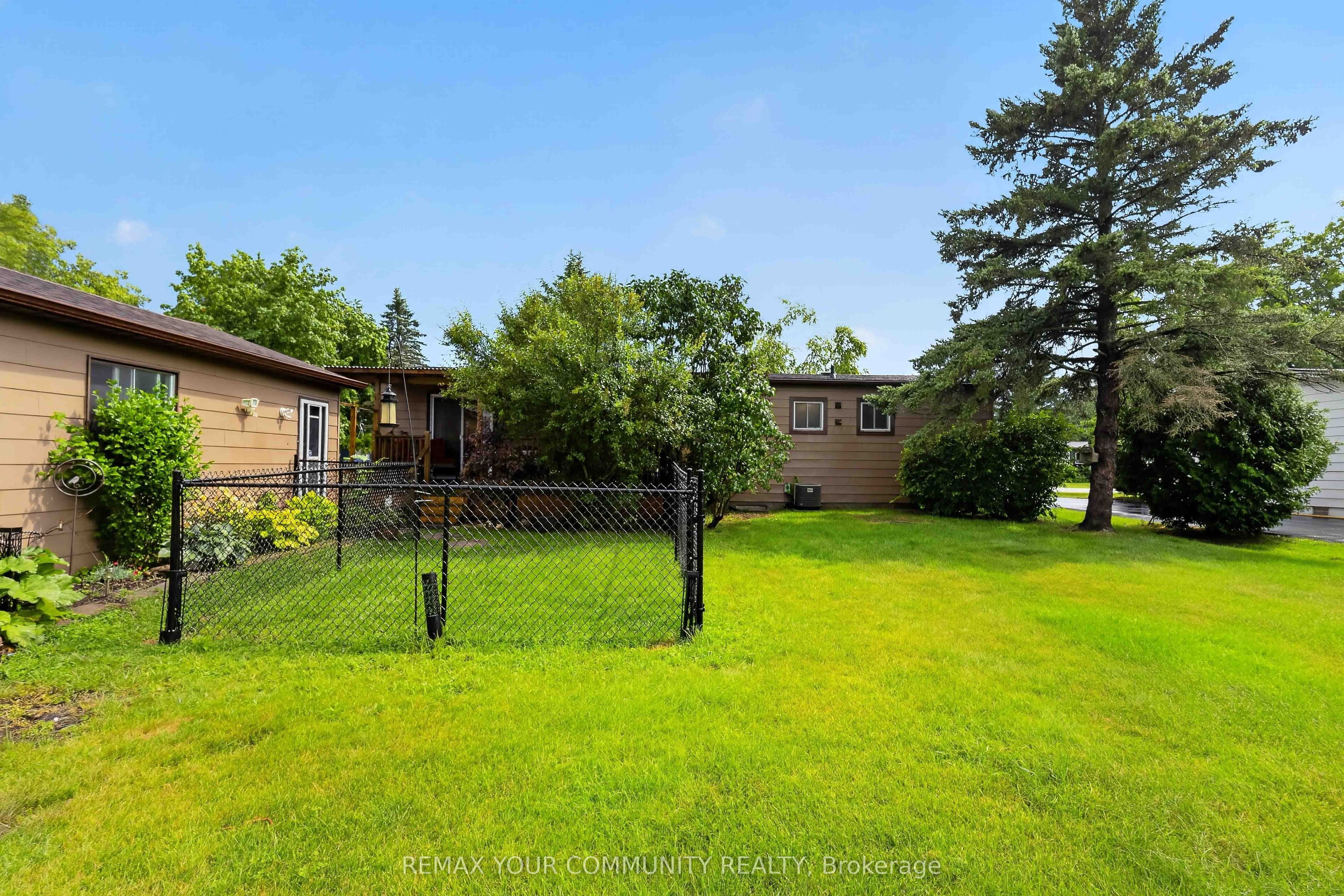 165 Roxanna Drive Property Photo 30