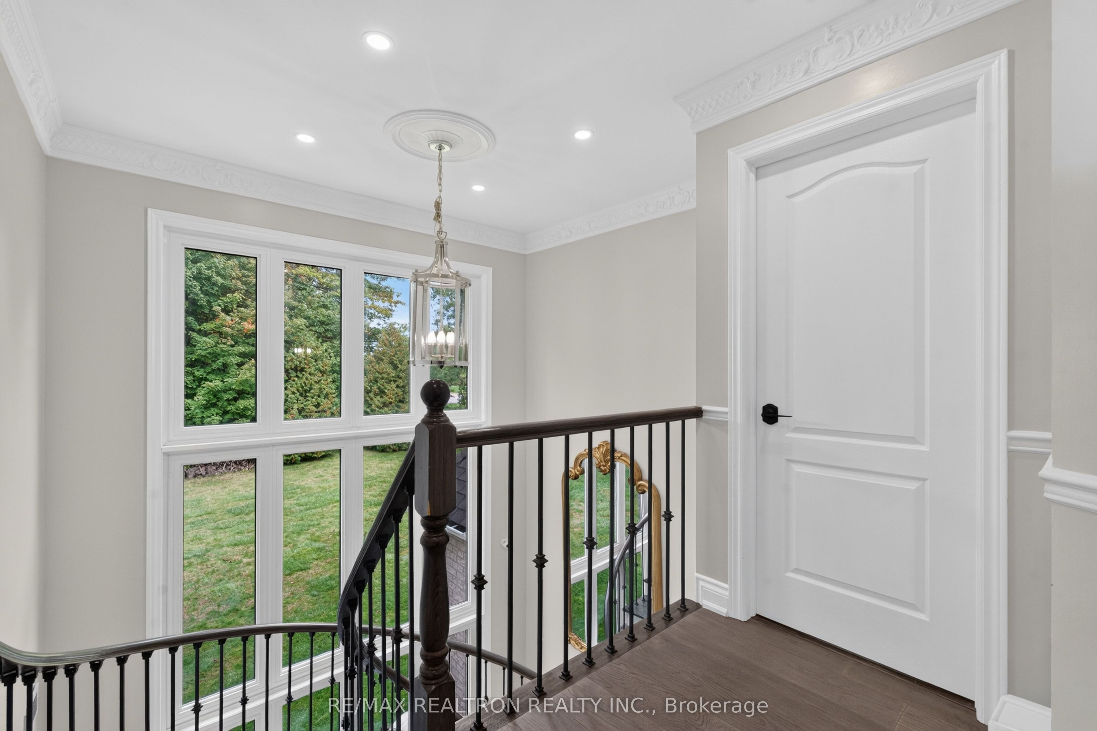 37 Offord Crescent Property Photo 32