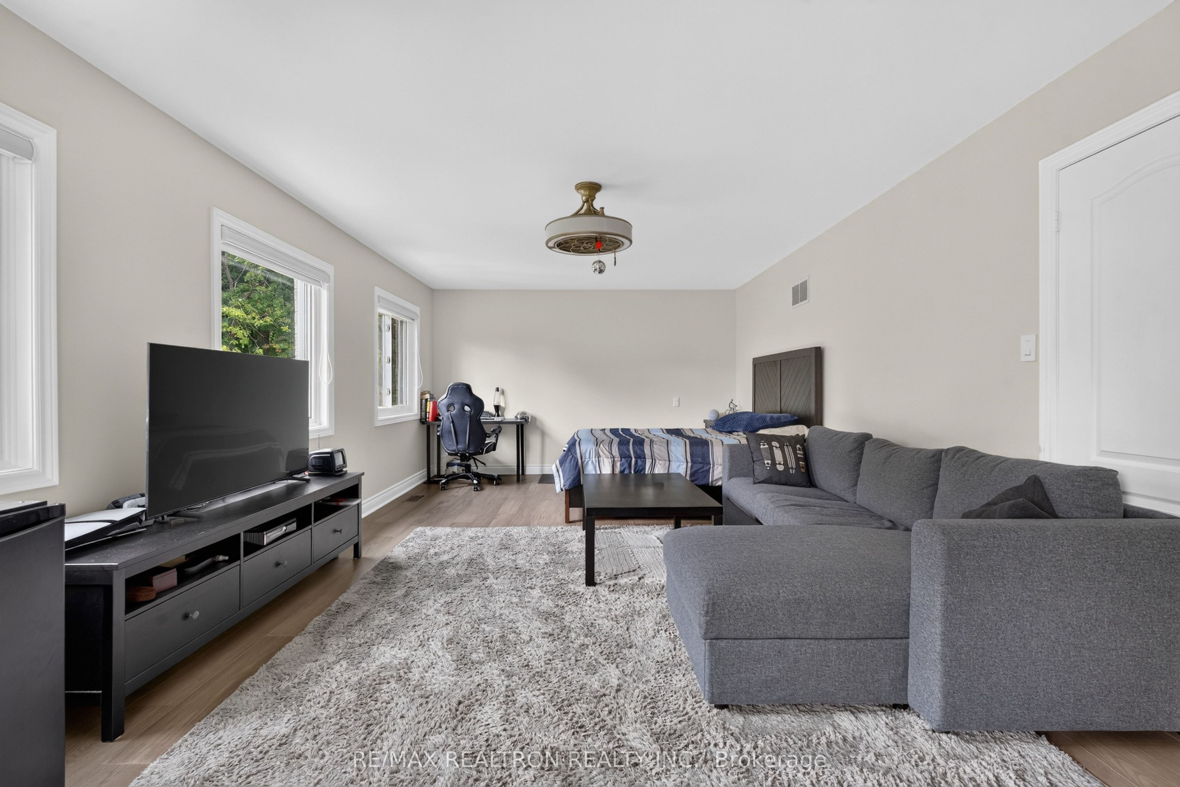 37 Offord Crescent Property Photo 34