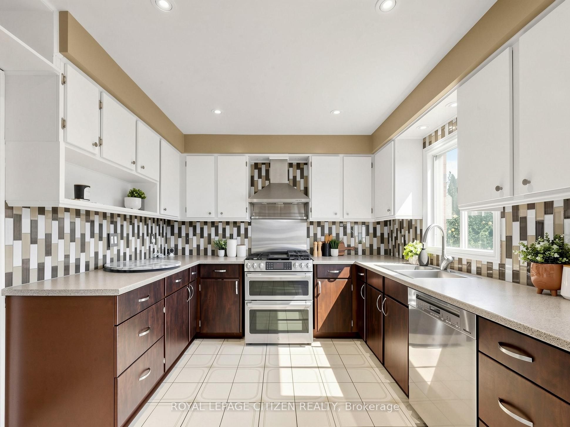 407 Forest Drive Property Photo 14