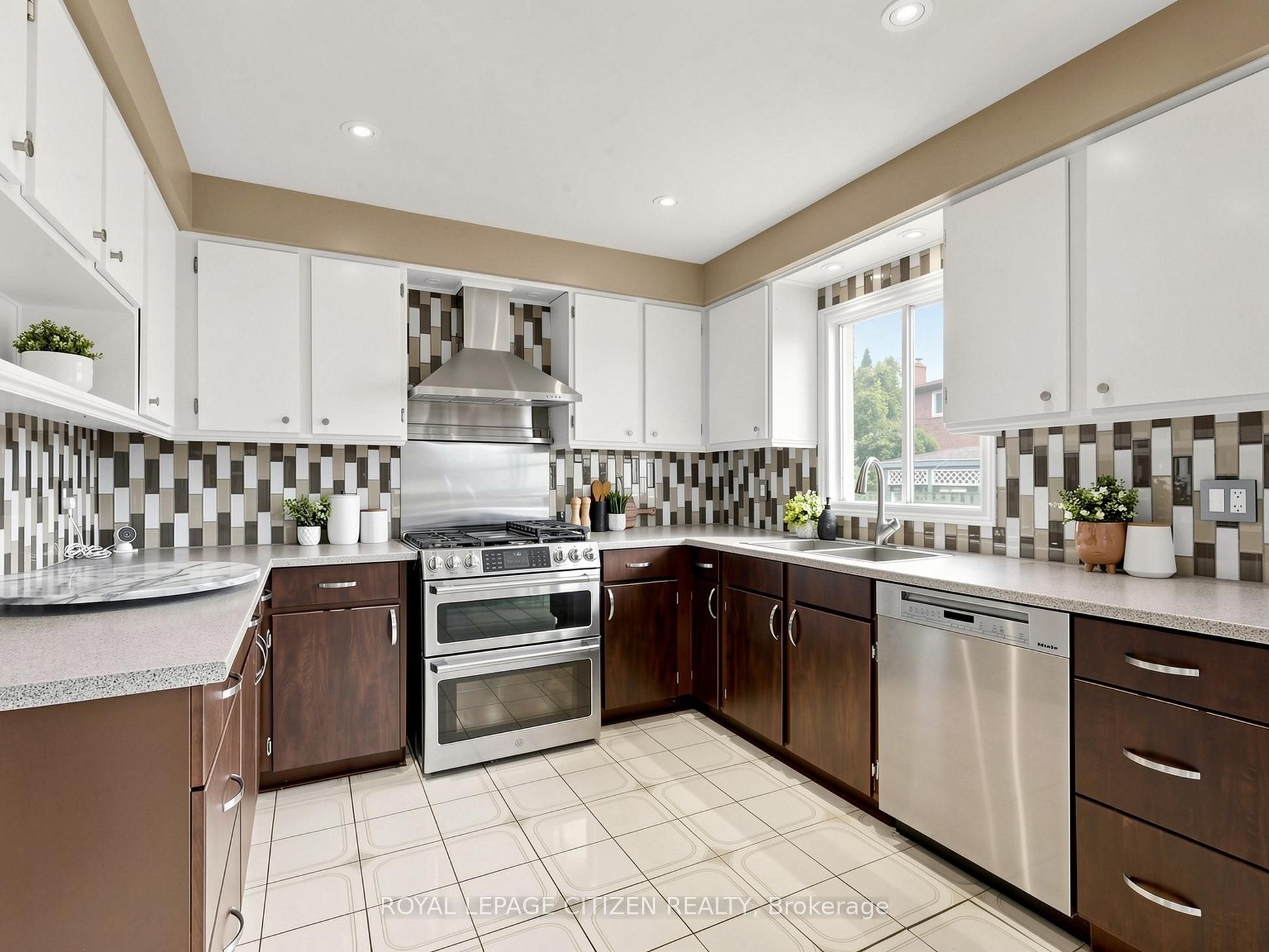 407 Forest Drive Property Photo 15