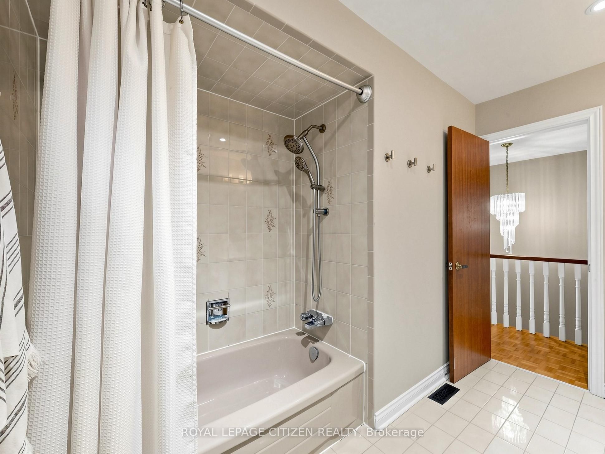 407 Forest Drive Property Photo 32