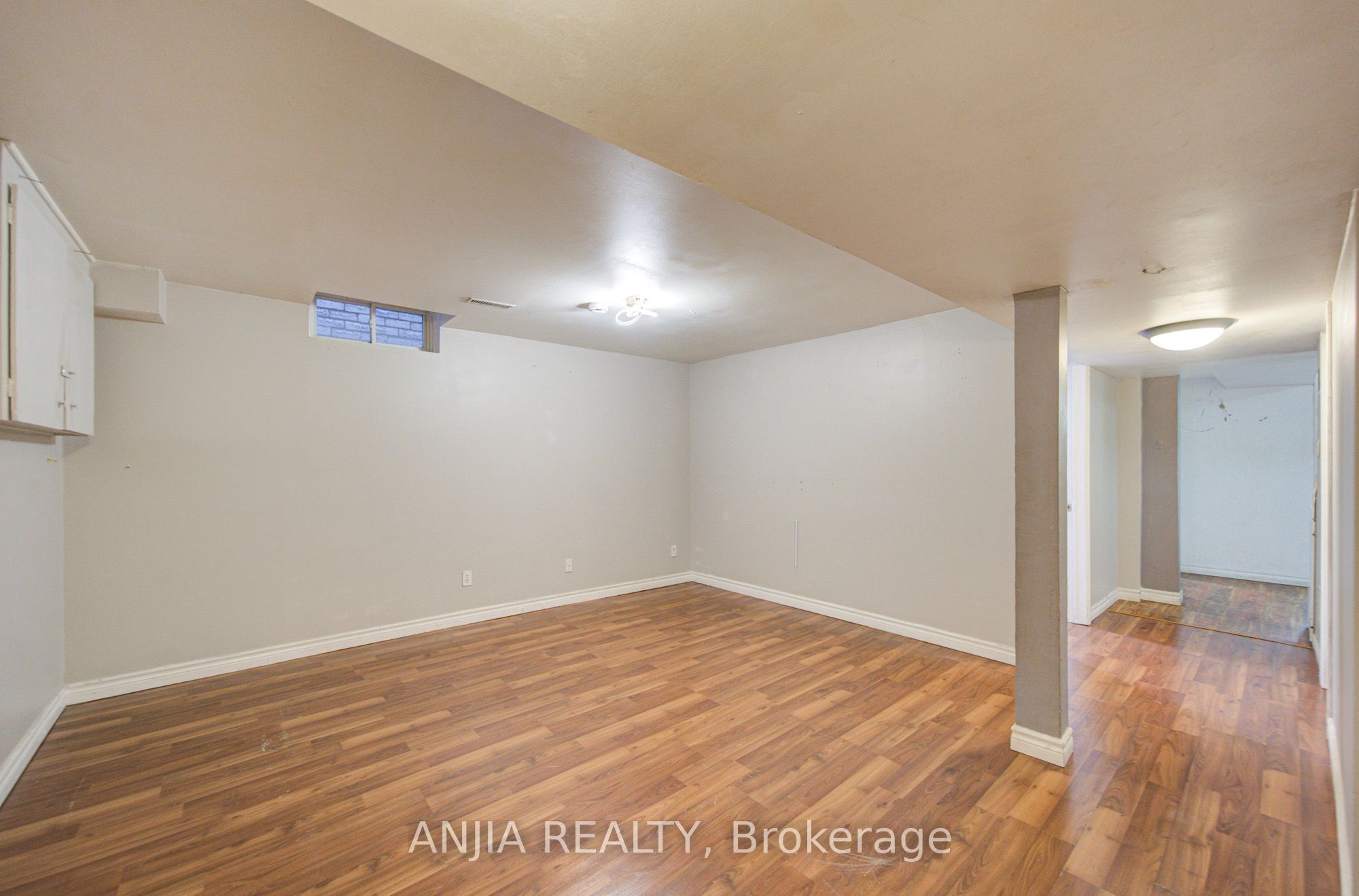8 Millcroft Way Property Photo 39