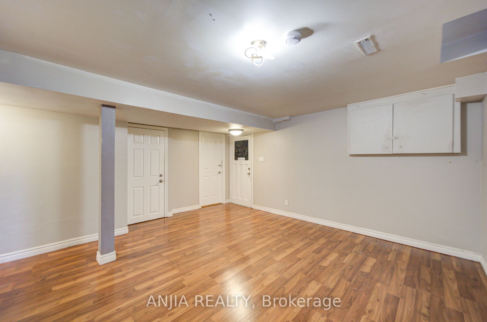 8 Millcroft Way Property Photo 41