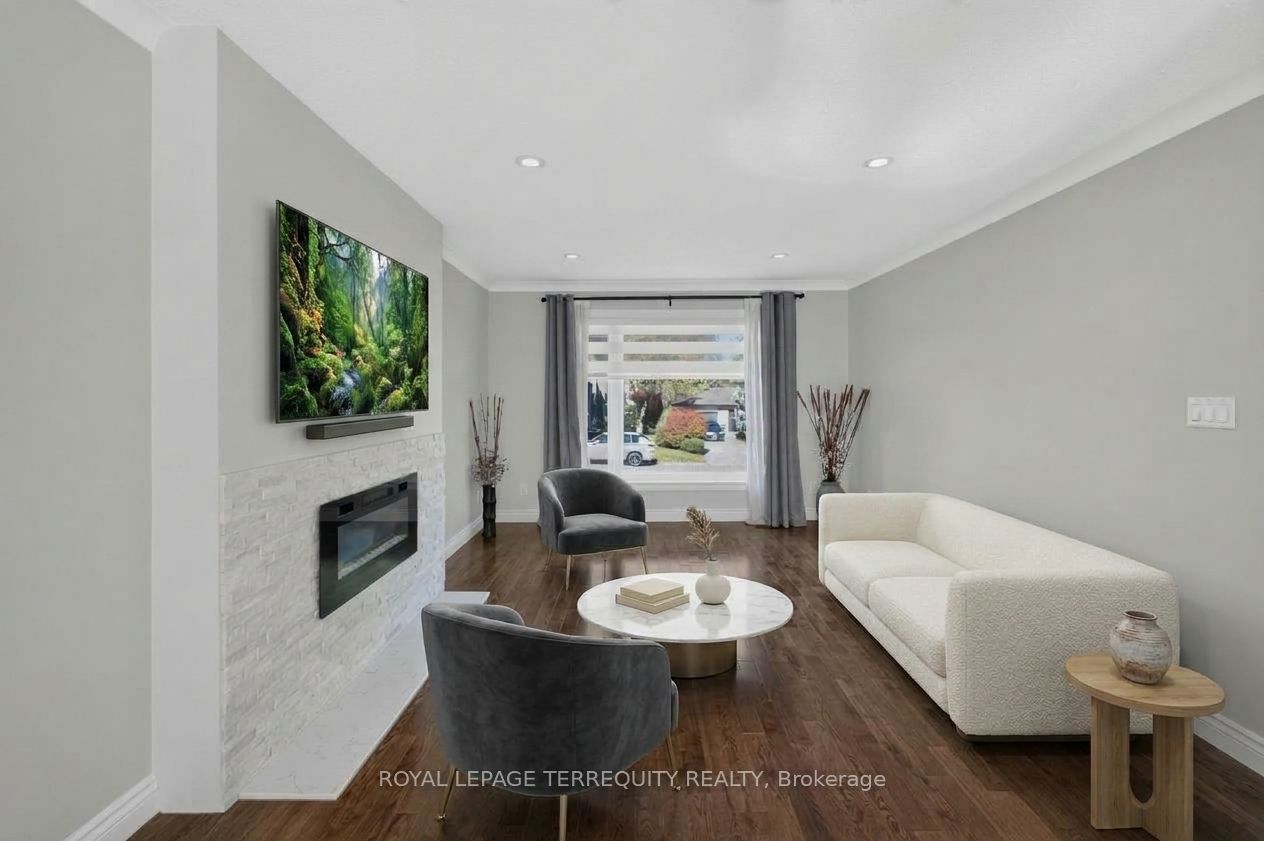 9 Brightbay Crescent Property Photo 6