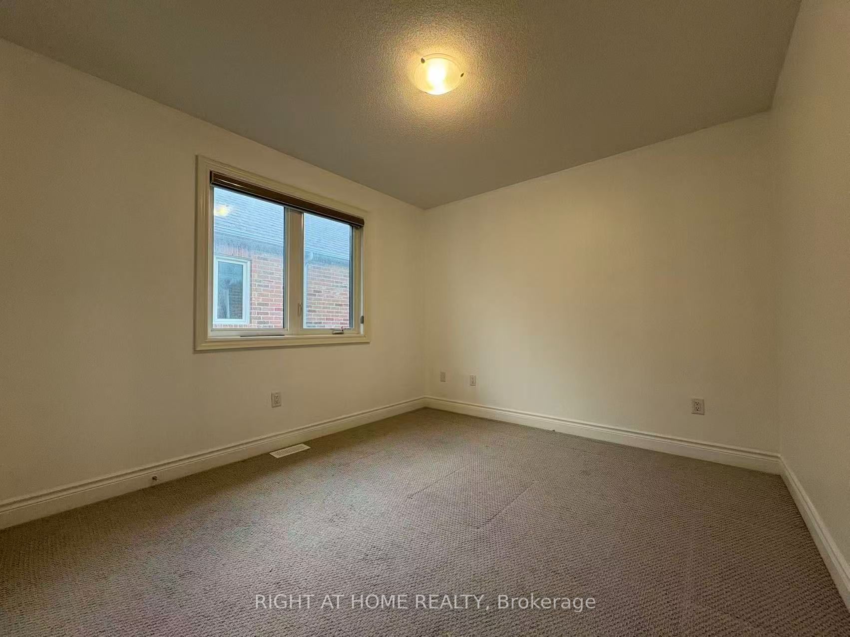 4 Empire Drive Property Photo 23