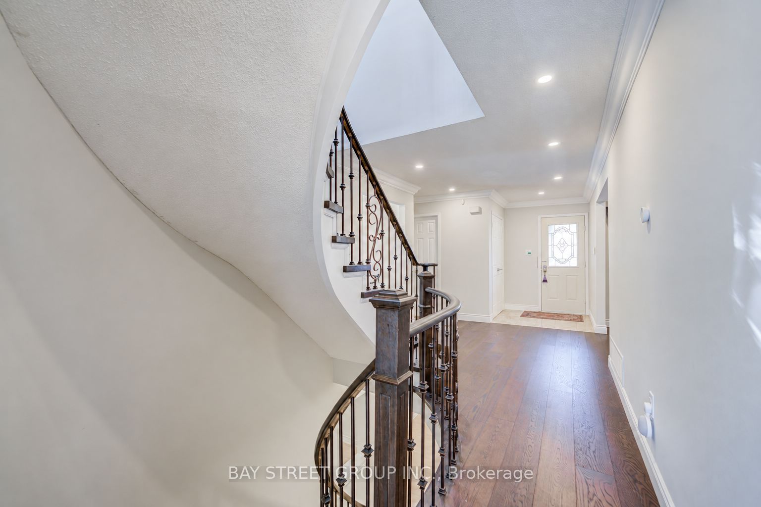 212 Hollingham Road Property Photo 5