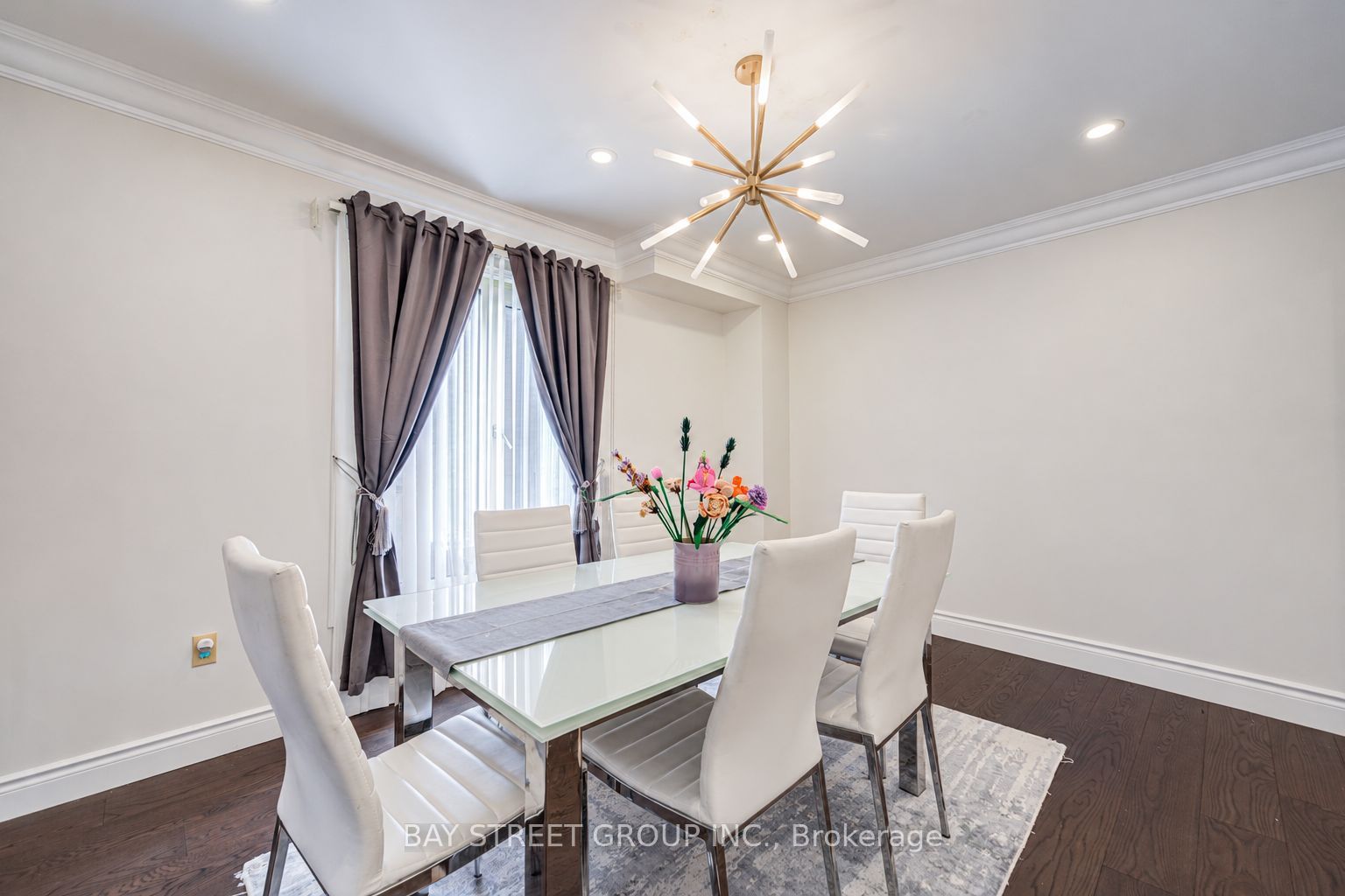 212 Hollingham Road Property Photo 6