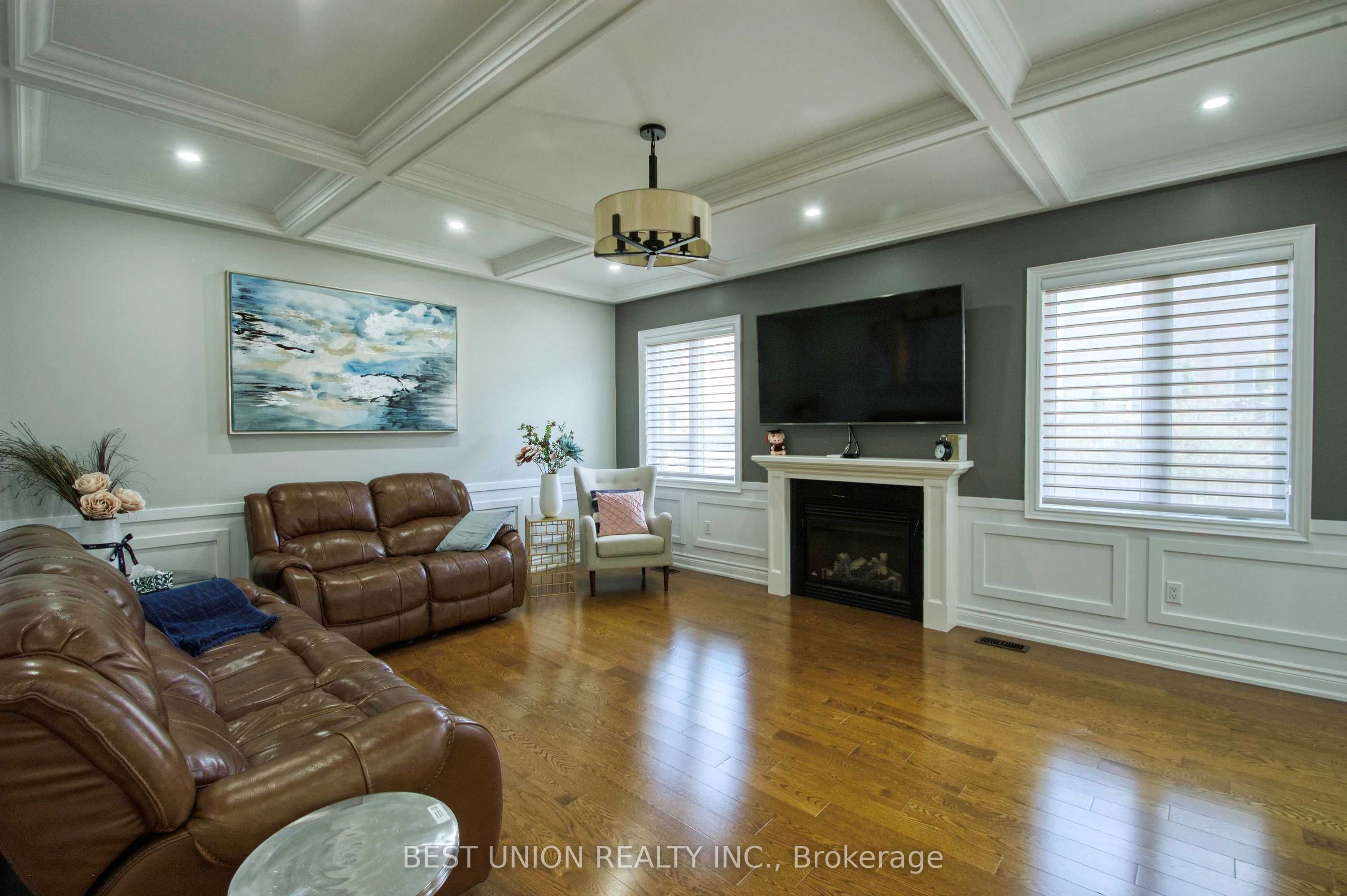 1183 Mctavish Drive Property Photo 12