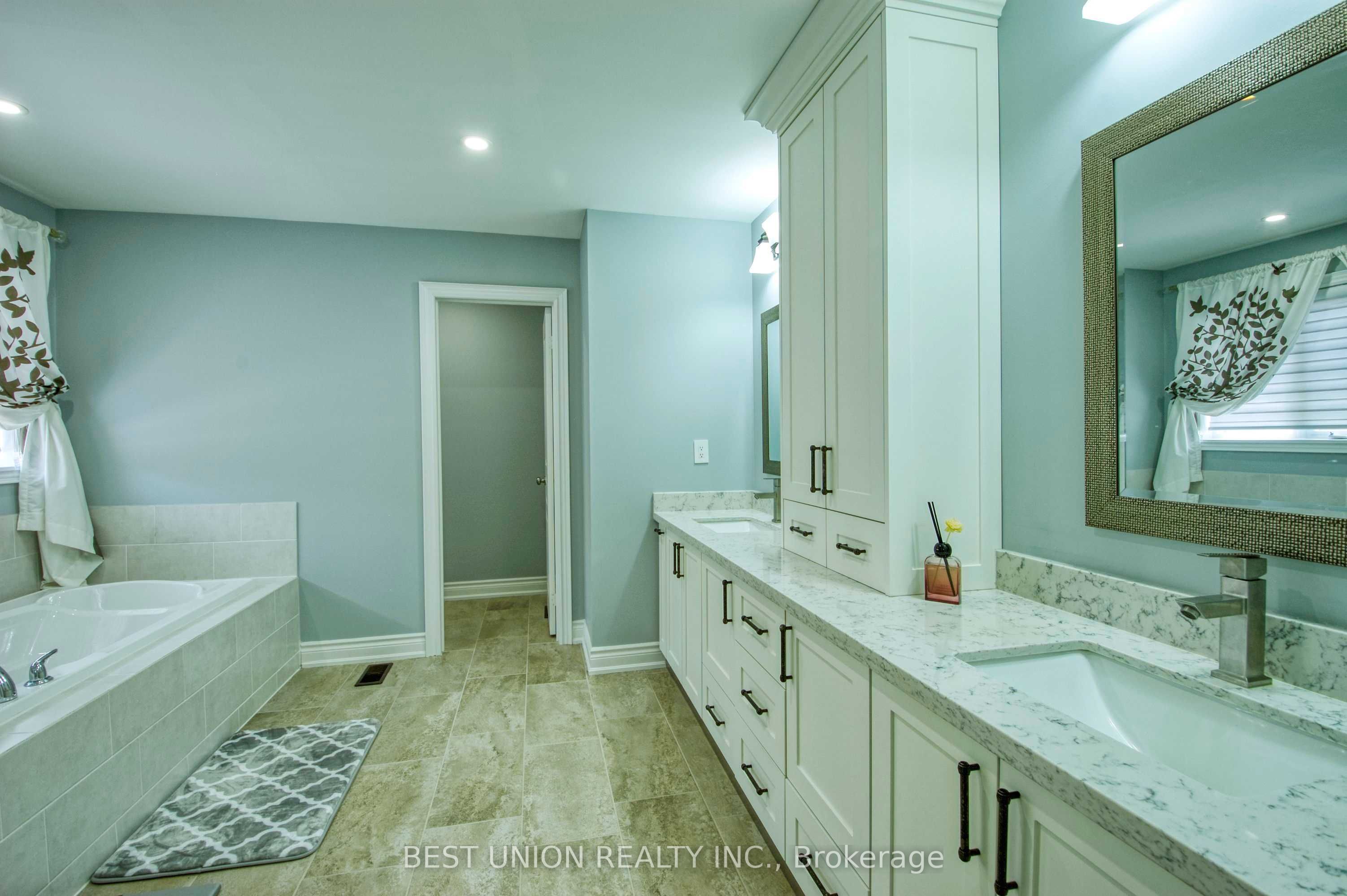 1183 Mctavish Drive Property Photo 31