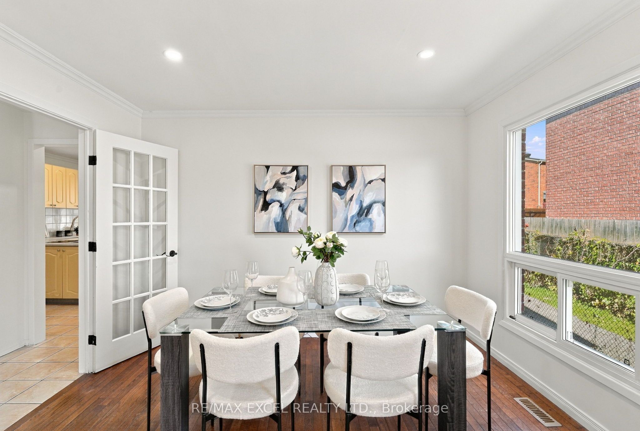 97 Tangmere Crescent Property Photo 9