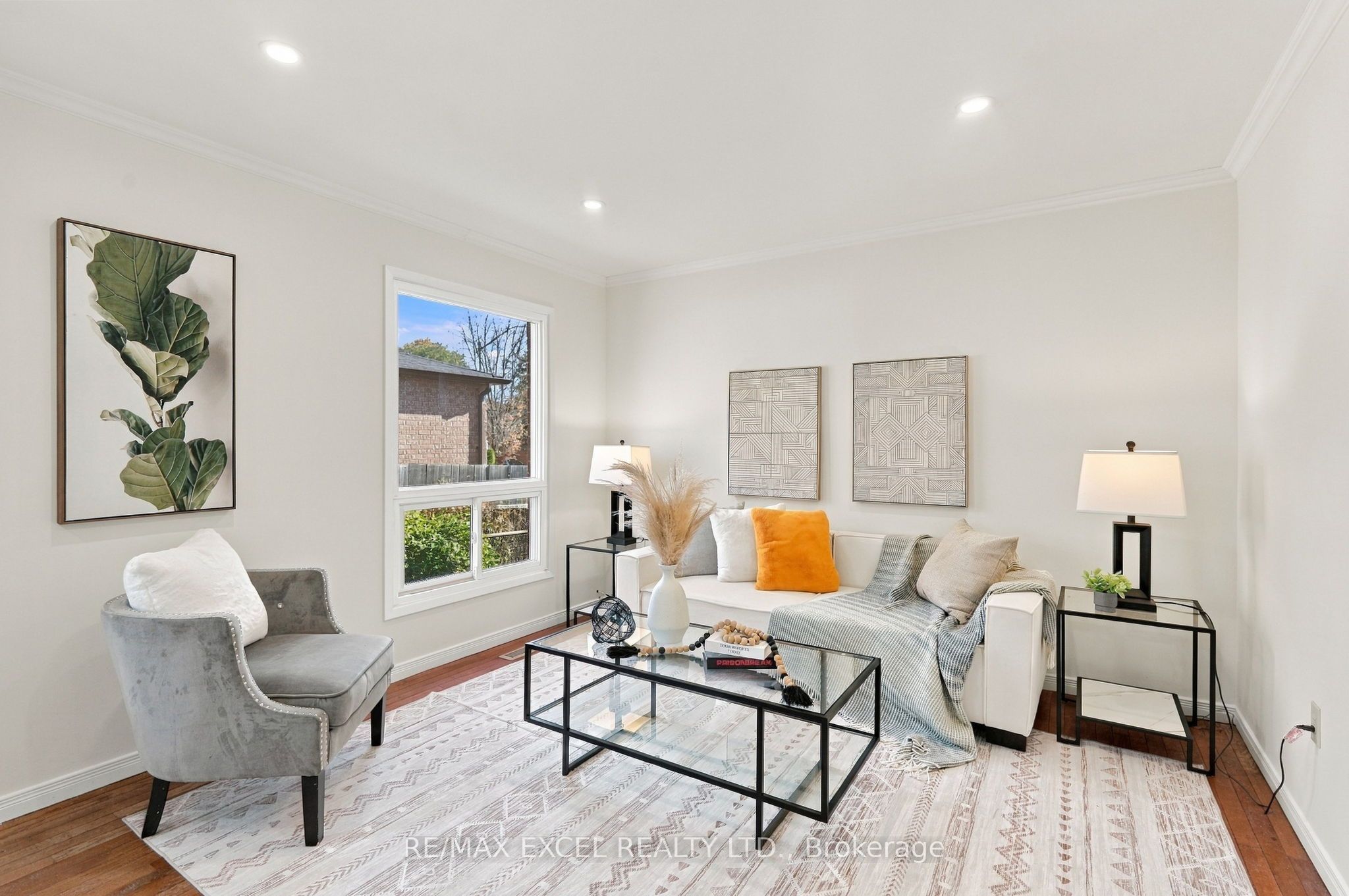 97 Tangmere Crescent Property Photo 11