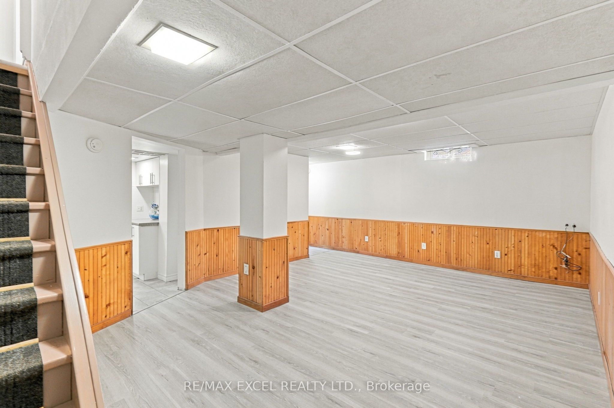 97 Tangmere Crescent Property Photo 35