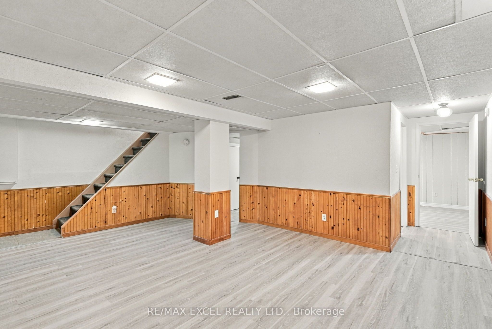 97 Tangmere Crescent Property Photo 36