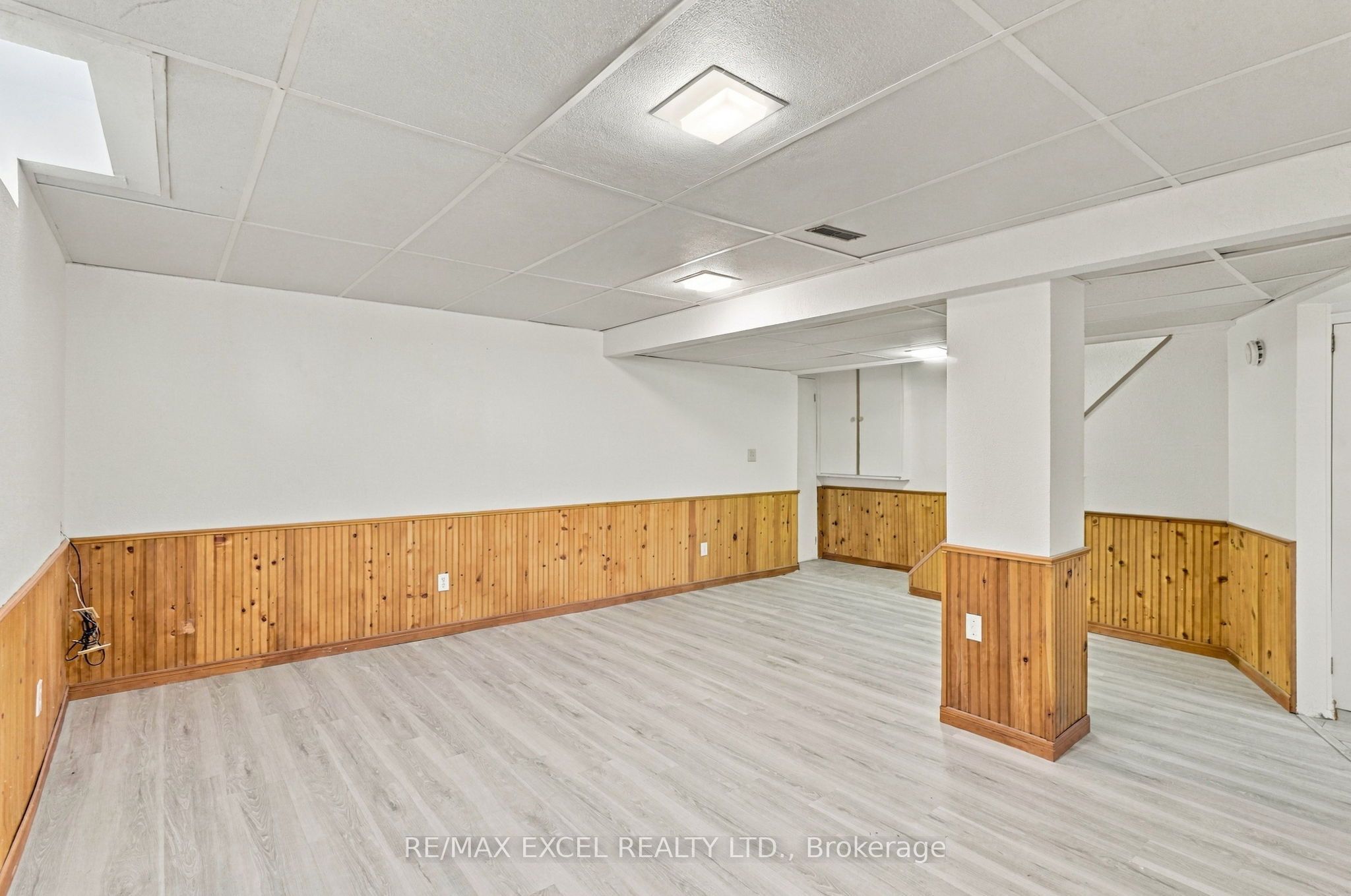 97 Tangmere Crescent Property Photo 37