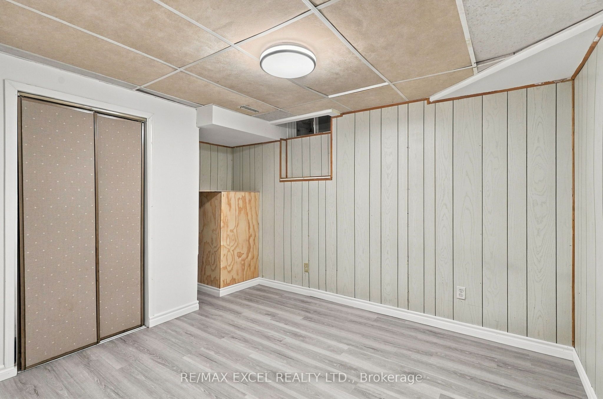 97 Tangmere Crescent Property Photo 38