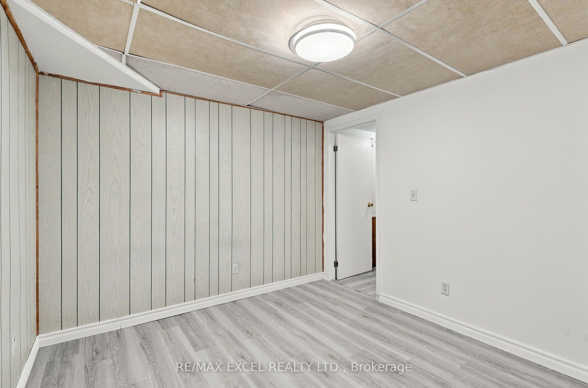 97 Tangmere Crescent Property Photo 40