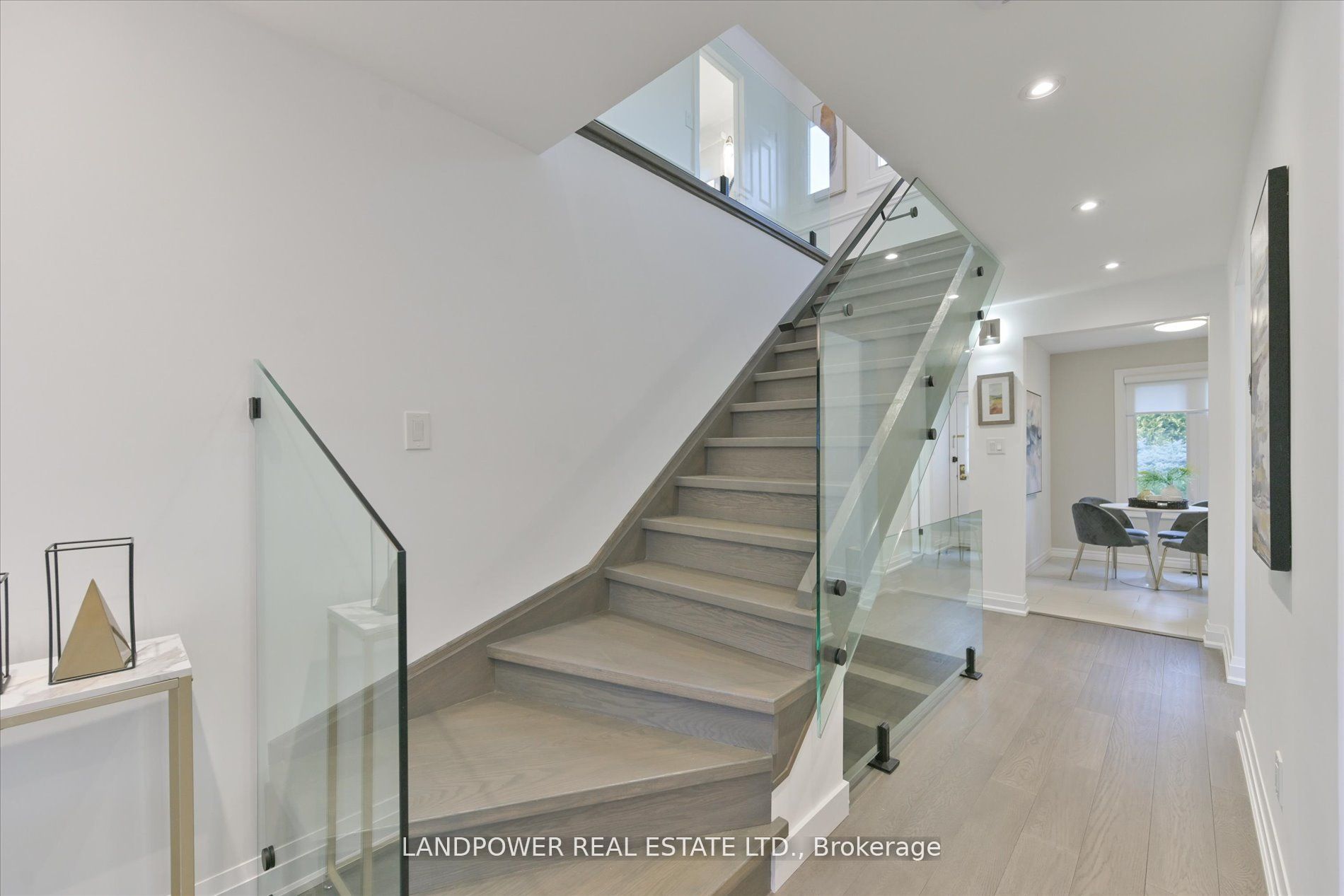 14 Carlton Road Property Photo 19
