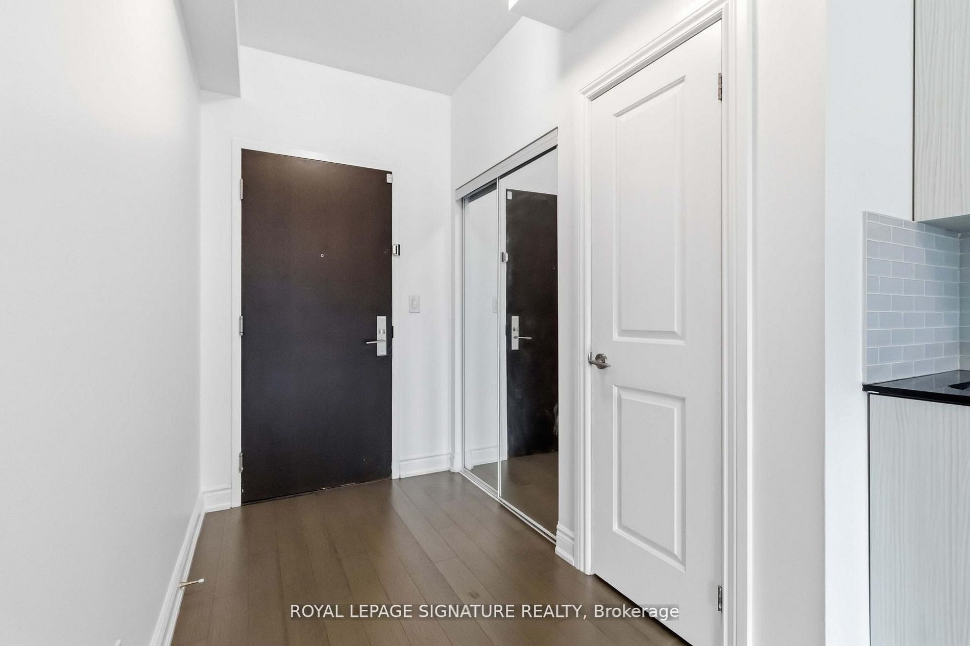 86 Woodbridge Avenue 233 Property Photo 11