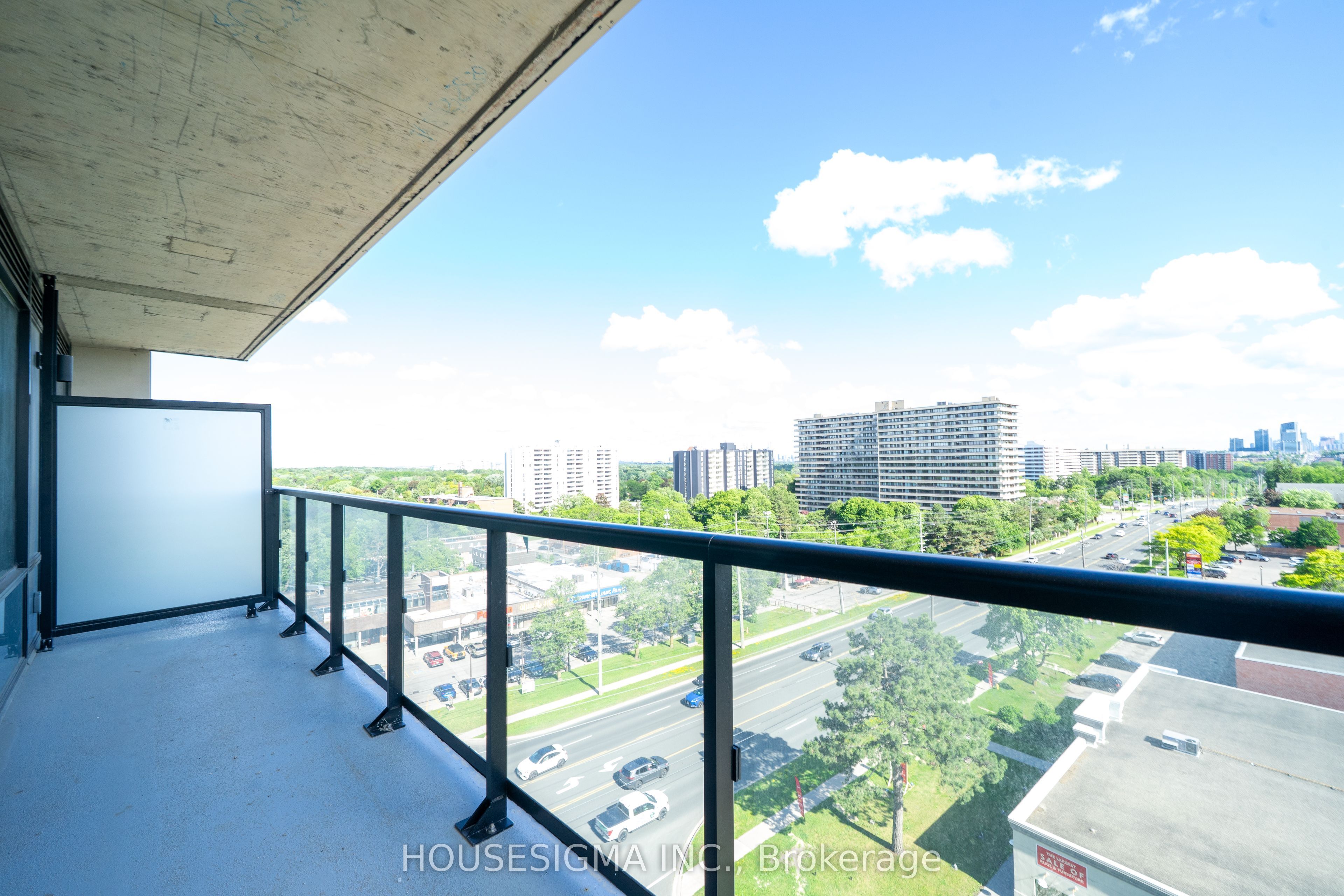 8188 Yonge Street 820 Property Photo 15