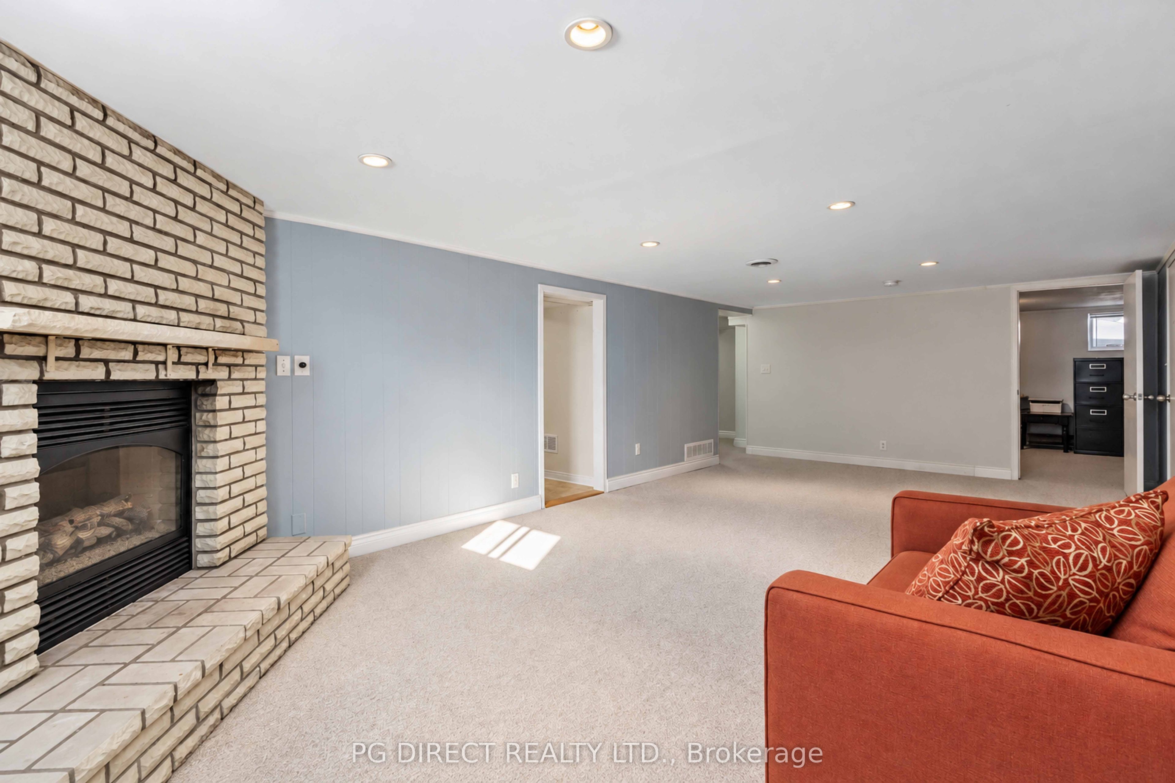 12358 Ninth Line Property Photo 11