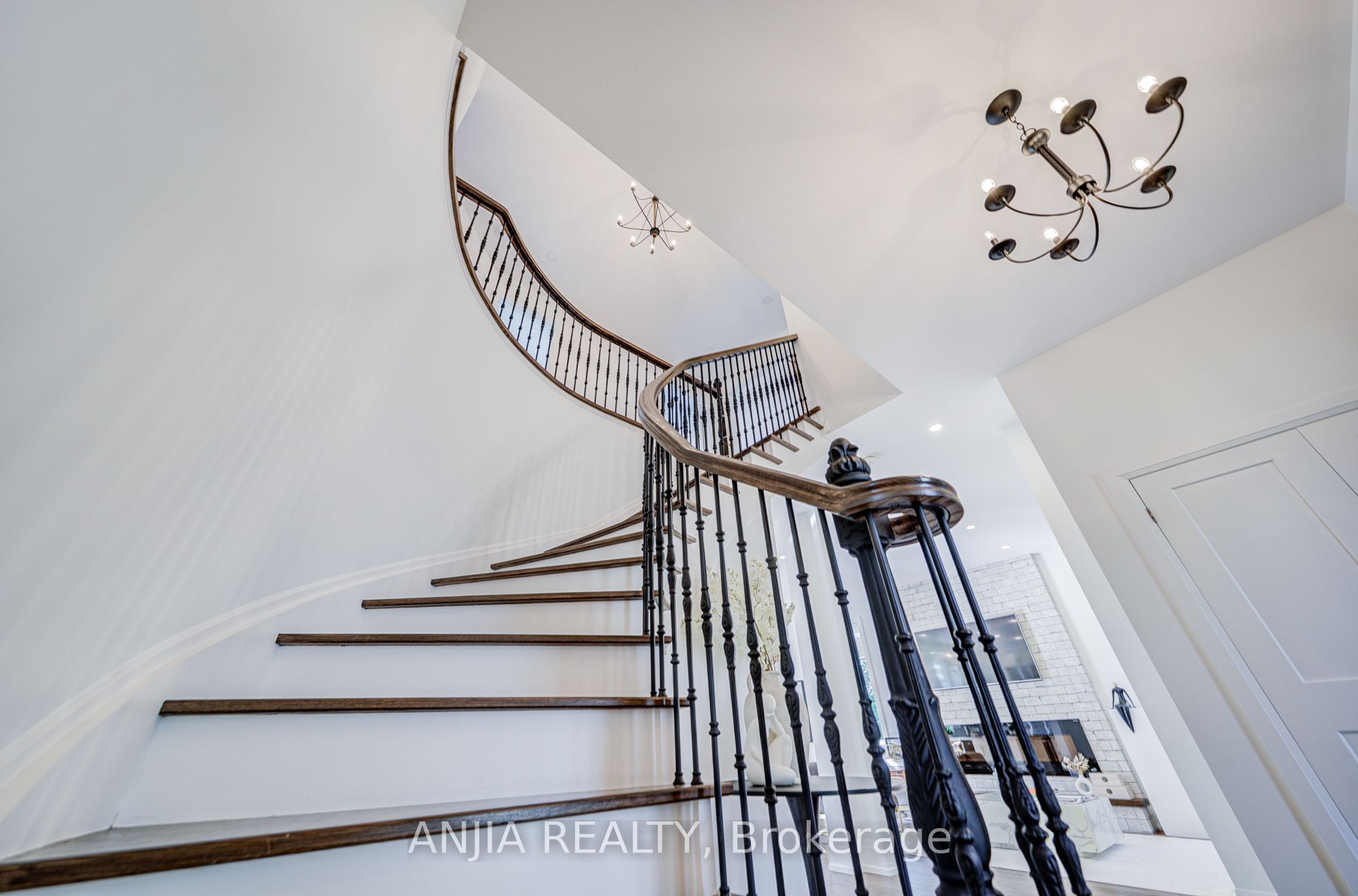 41 Valley Road Property Photo 28