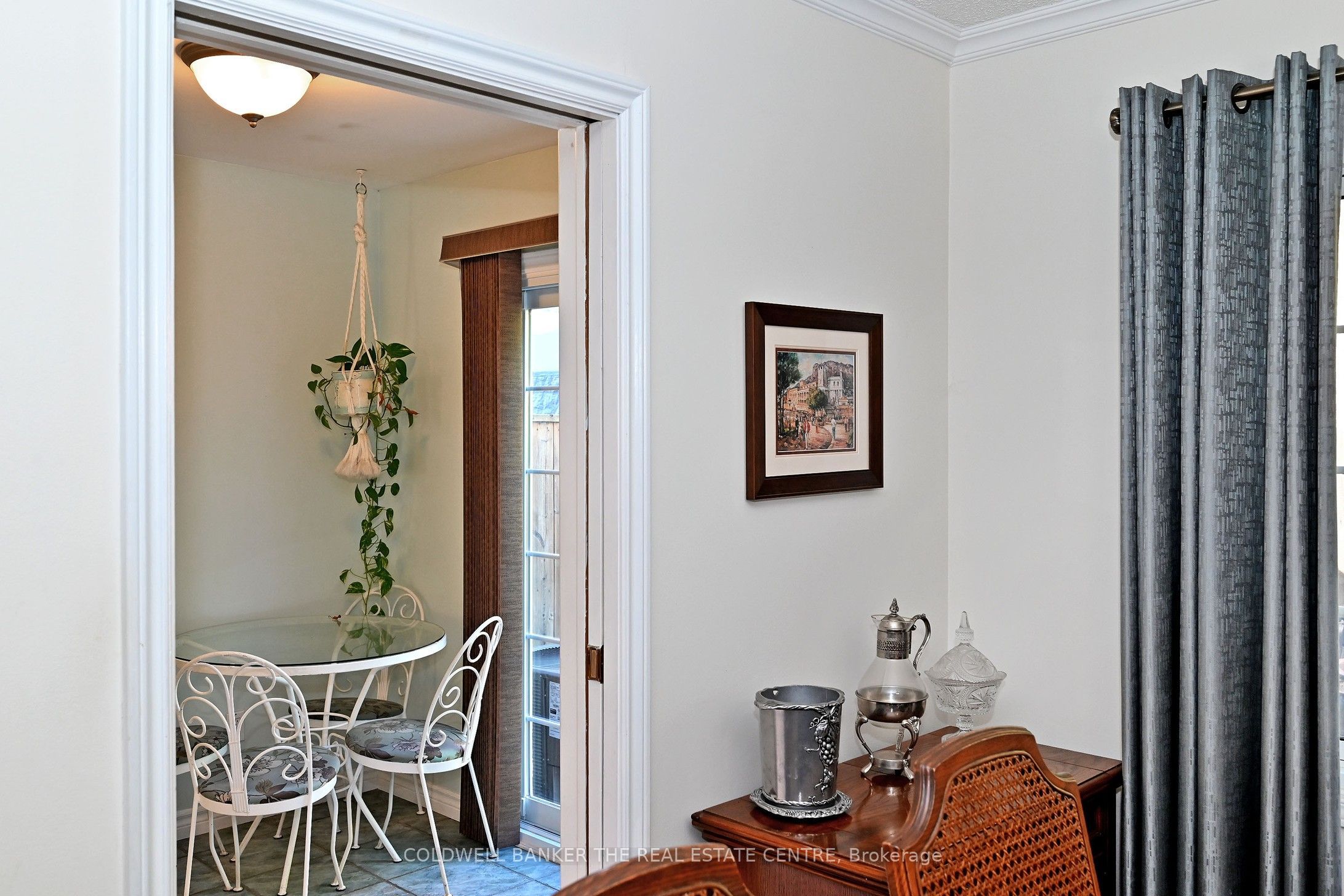 754 Shanahan Boulevard Property Photo 11