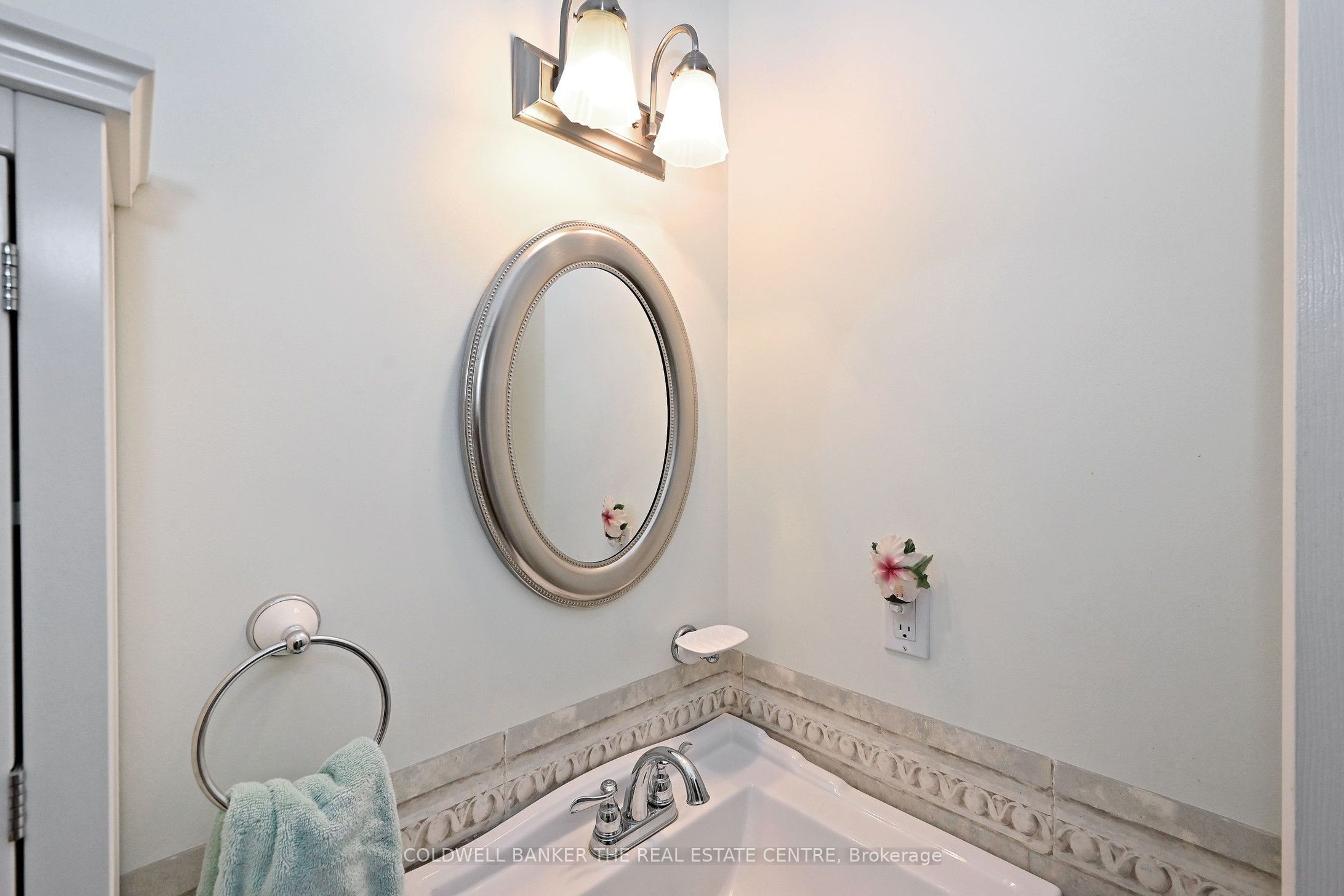 754 Shanahan Boulevard Property Photo 24