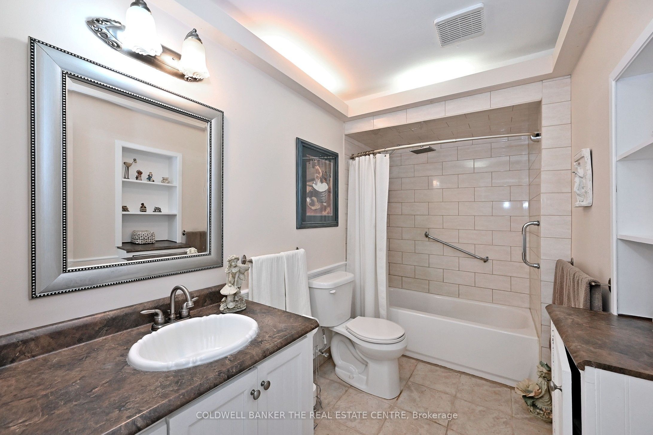 754 Shanahan Boulevard Property Photo 31