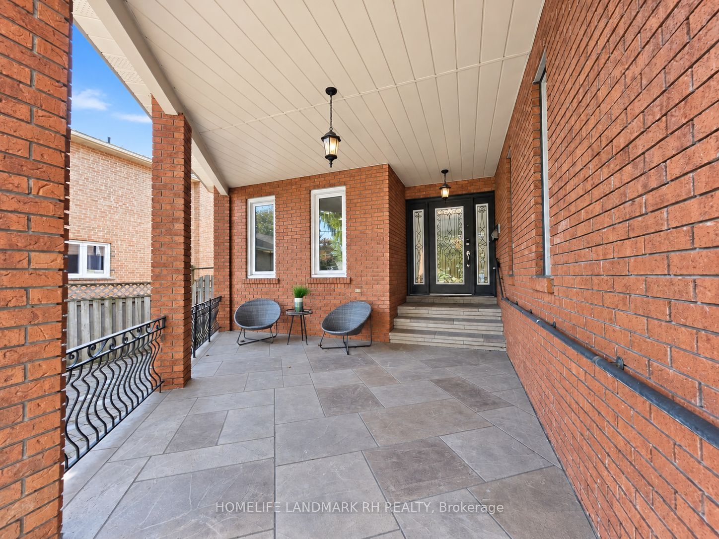 39 Oxford Street Property Photo 4