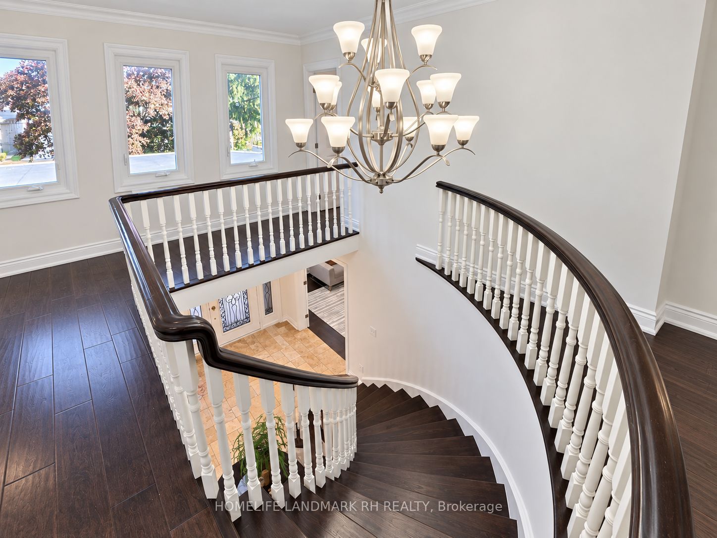39 Oxford Street Property Photo 18