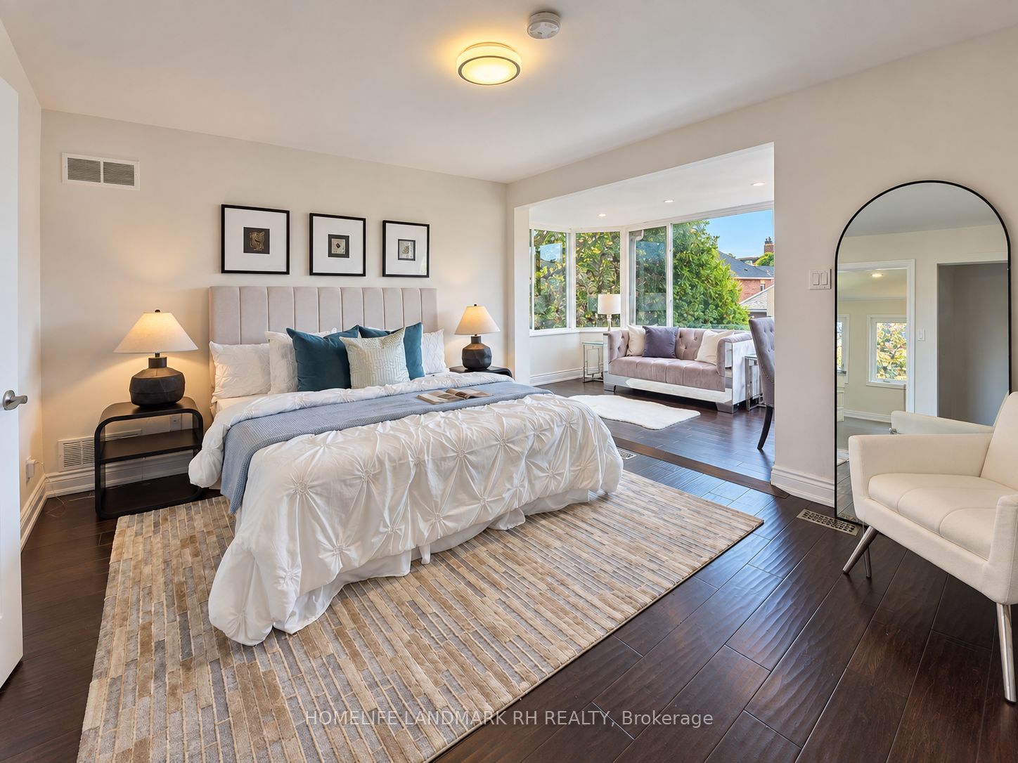 39 Oxford Street Property Photo 19