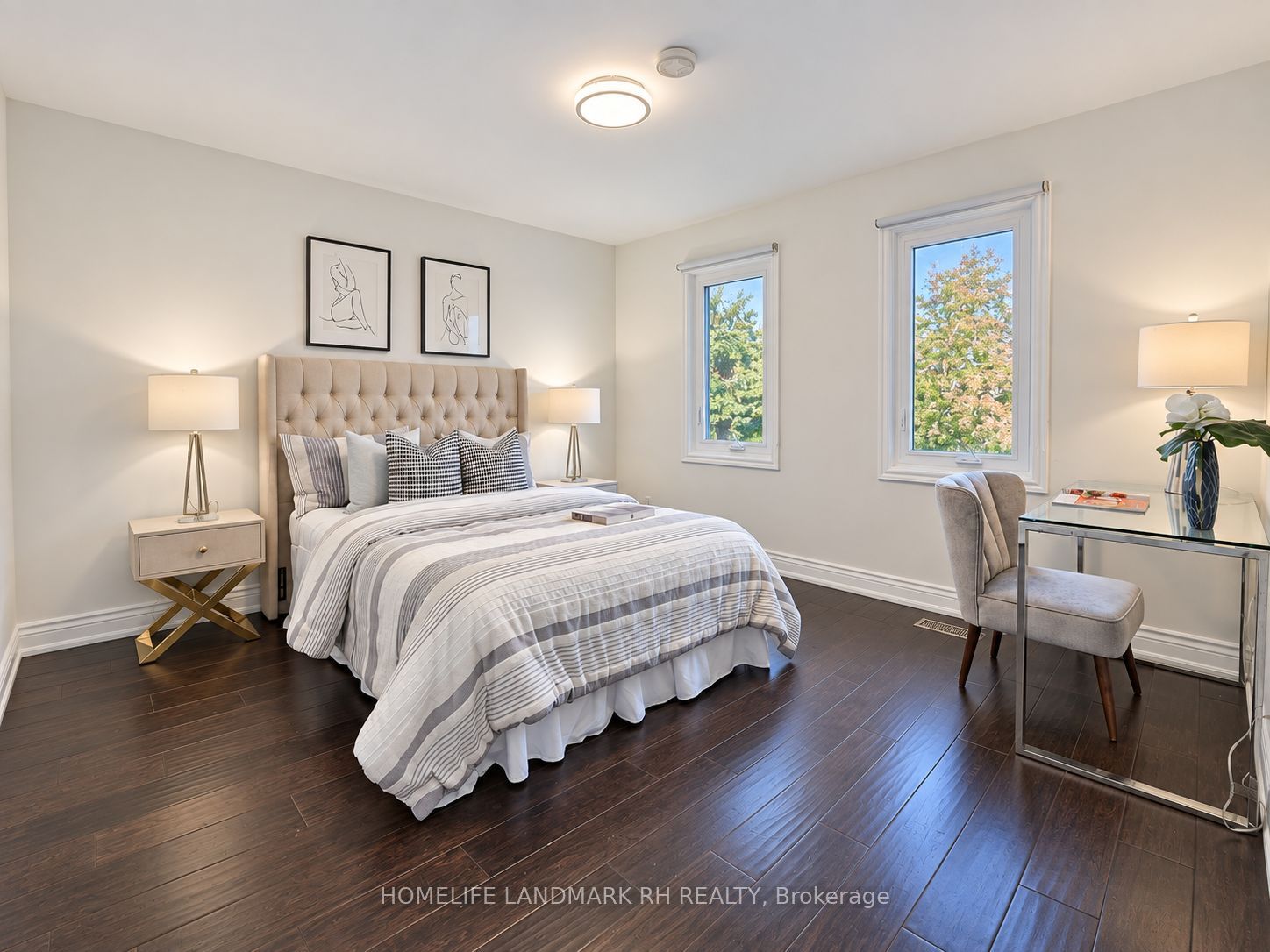 39 Oxford Street Property Photo 25