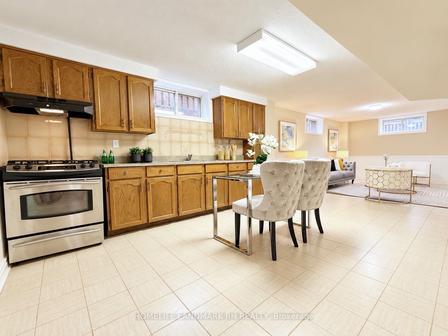 39 Oxford Street Property Photo 35