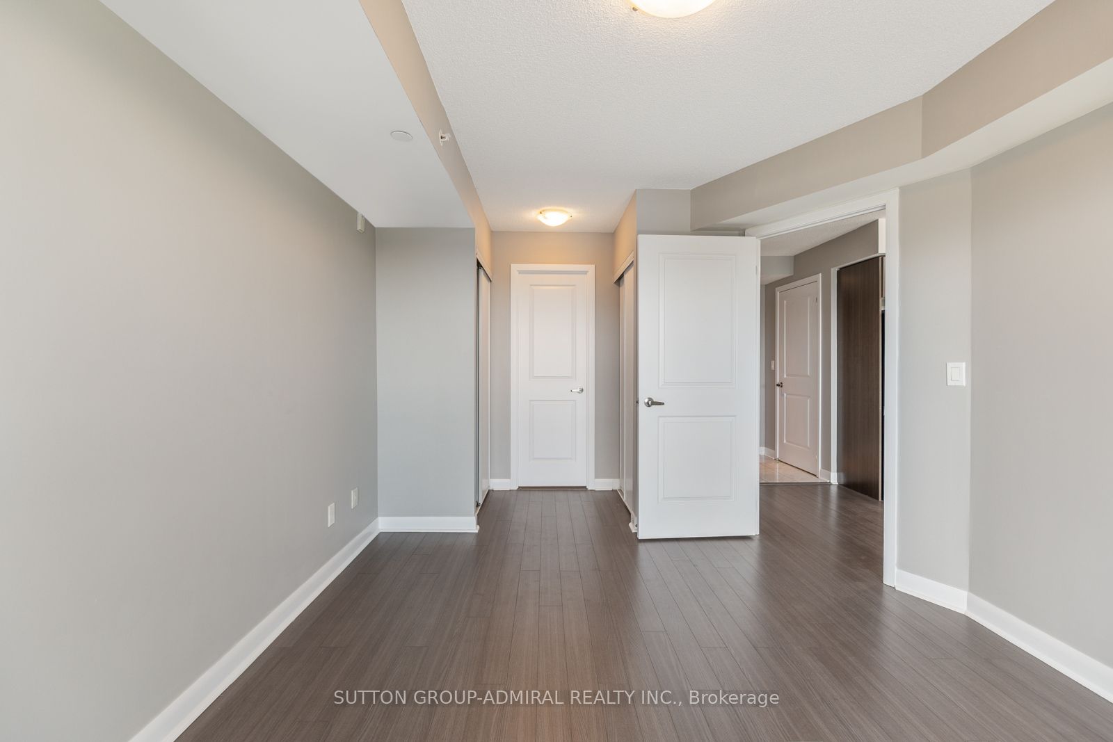 75 Norman Bethune Avenue 412 Property Photo 13