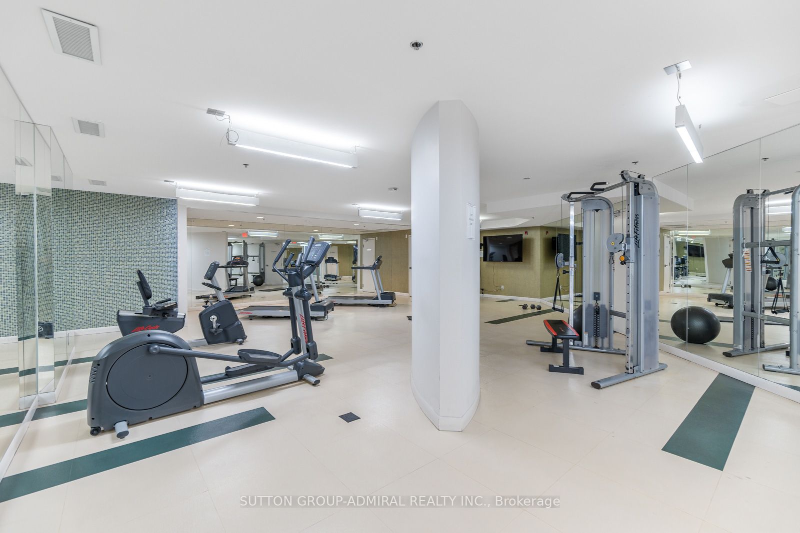 75 Norman Bethune Avenue 412 Property Photo 24