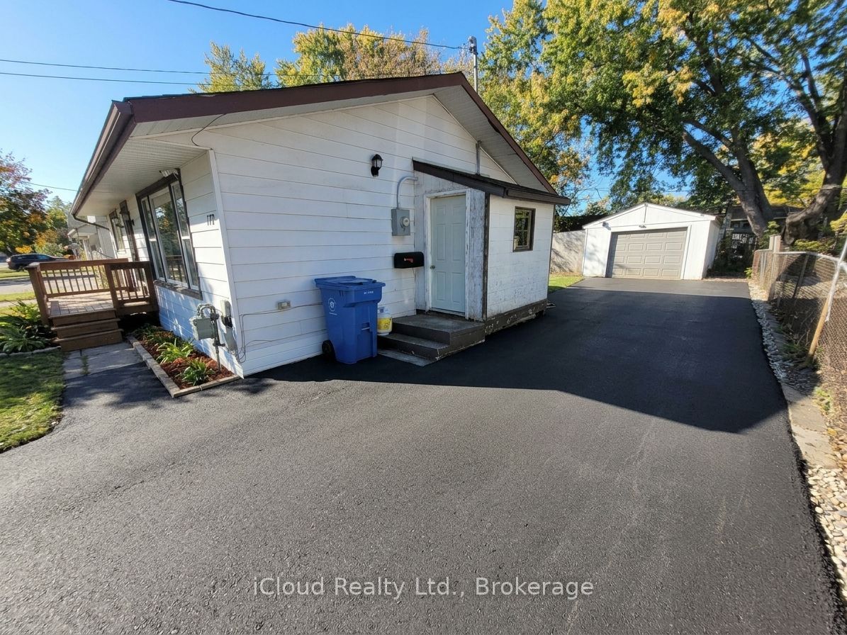 172 Silas Boulevard Property Photo 12