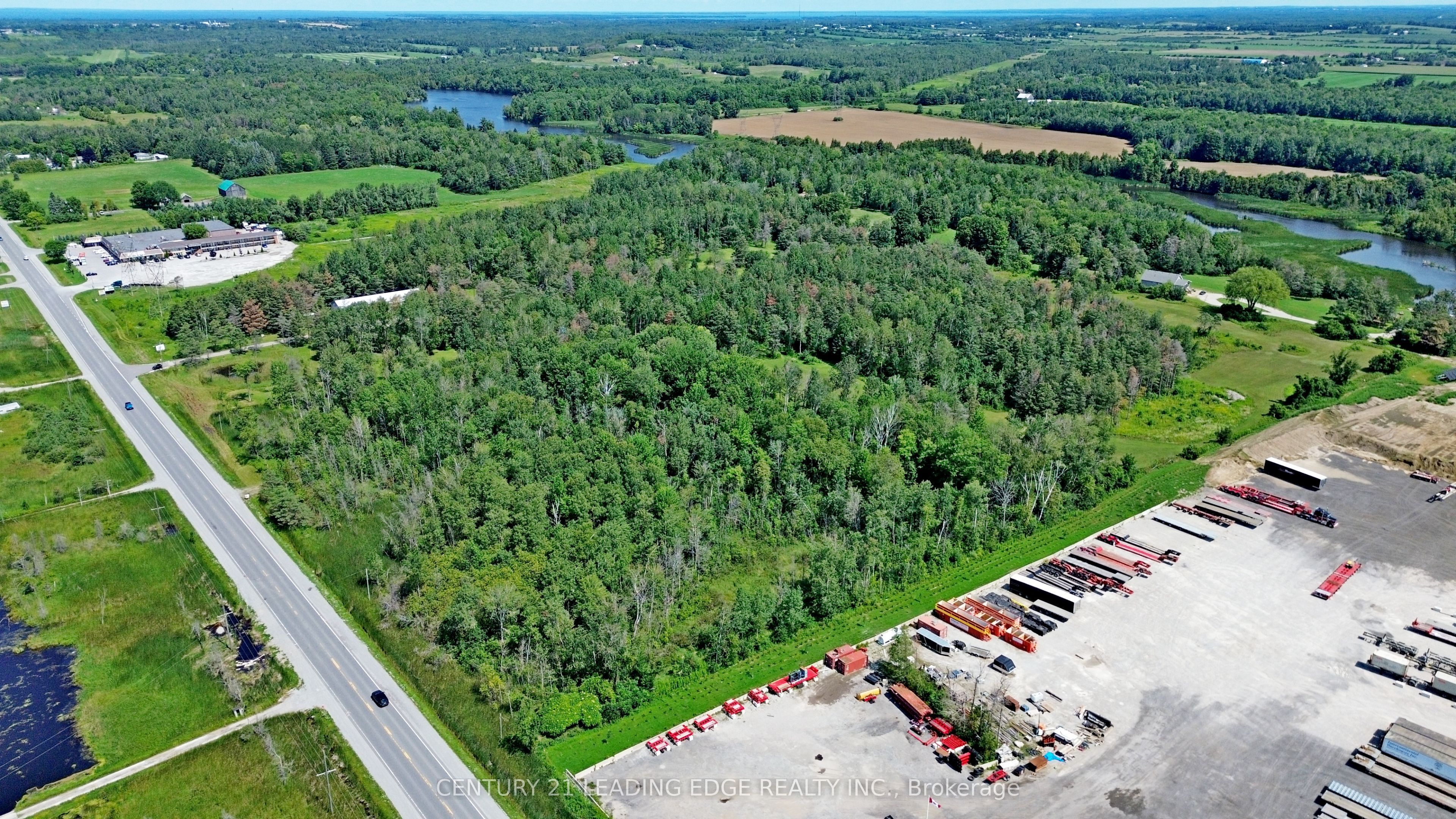 23589 Highway 48 Property Photo 4