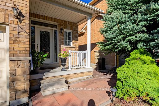 62 Diploma Avenue Property Photo 3
