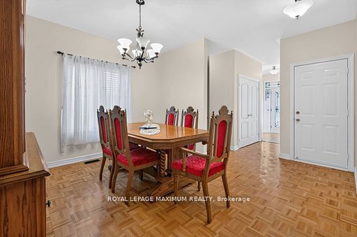 62 Diploma Avenue Property Photo 7