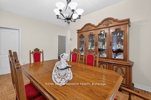 62 Diploma Avenue Property Photo 9