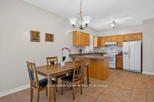 62 Diploma Avenue Property Photo 15