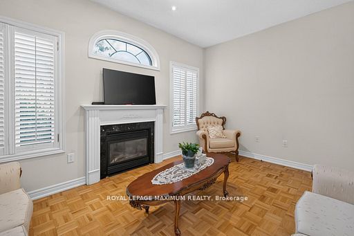 62 Diploma Avenue Property Photo 18