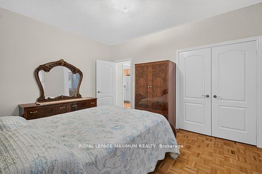 62 Diploma Avenue Property Photo 23