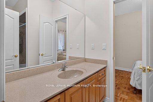 62 Diploma Avenue Property Photo 27