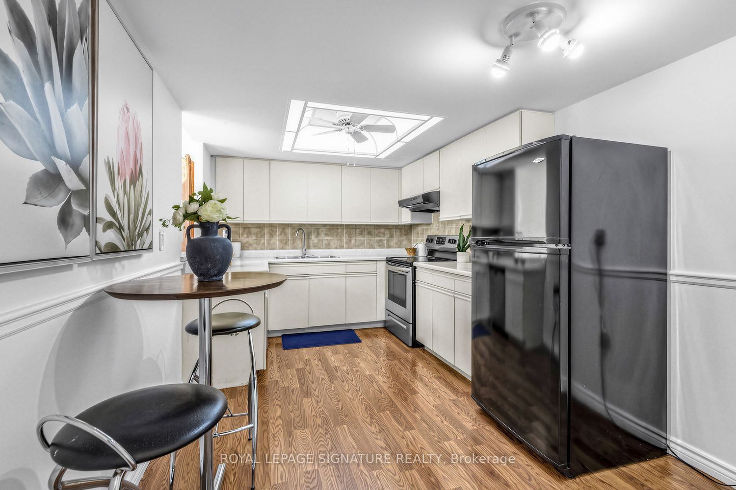 20 Baif Boulevard 408 Property Photo 10