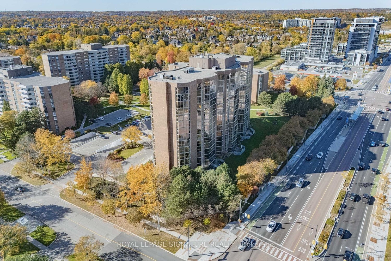 20 Baif Boulevard 408 Property Photo 35