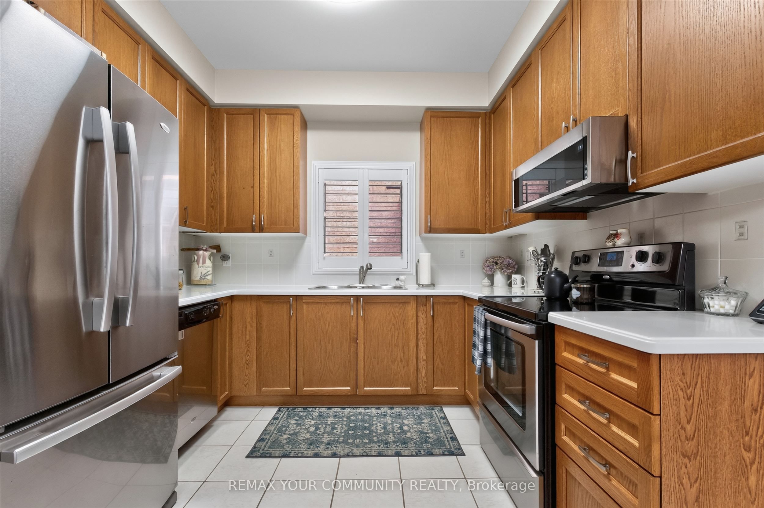 61 Cozens Drive Property Photo 8