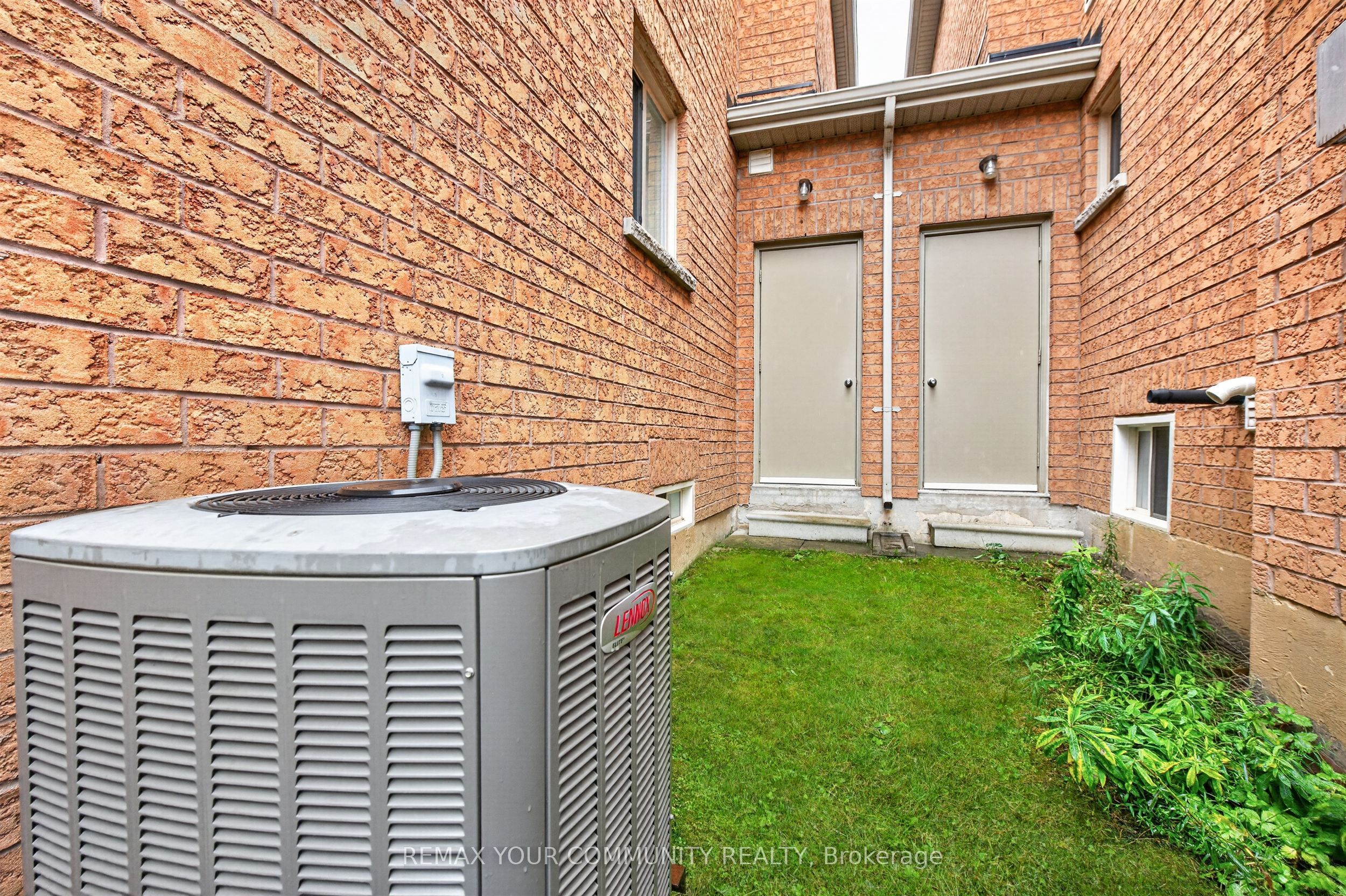 61 Cozens Drive Property Photo 26