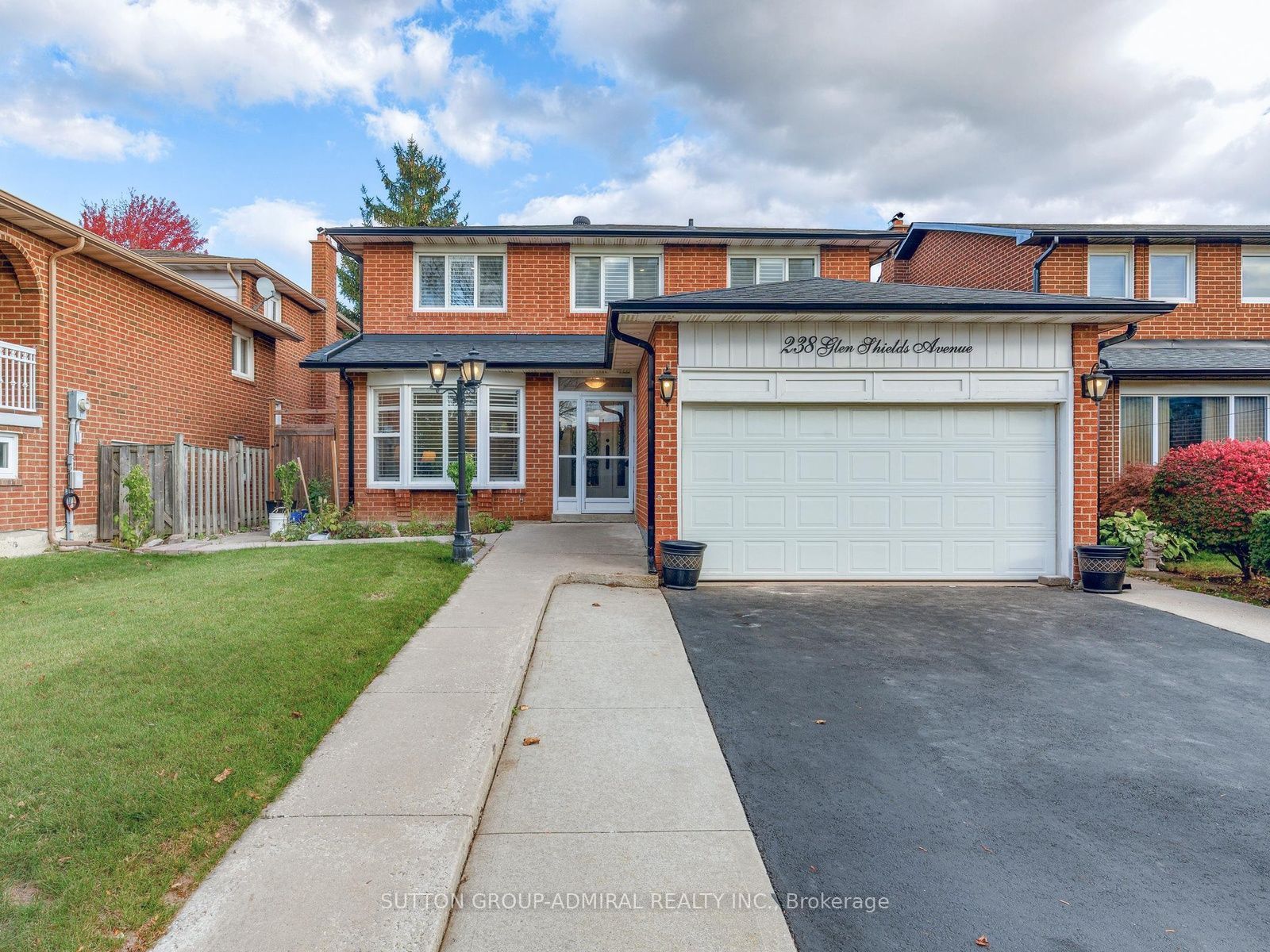 238 Glen Shields Avenue Property Photo 1